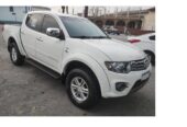 MITSUBISHI TRITON L 200 ANO 2015 ( UNICO DONO )